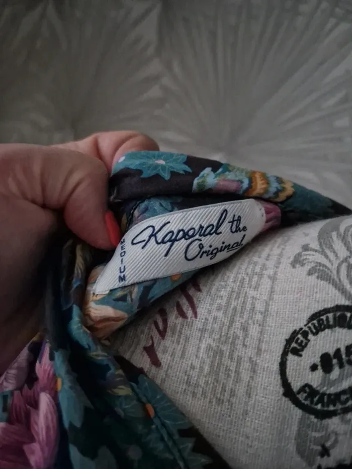 Jolie chemise manches courtes fleuris Kaporal taille 38 - photo numéro 3
