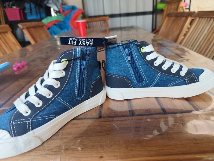 Basket neuf taille 31 - photo numéro 2