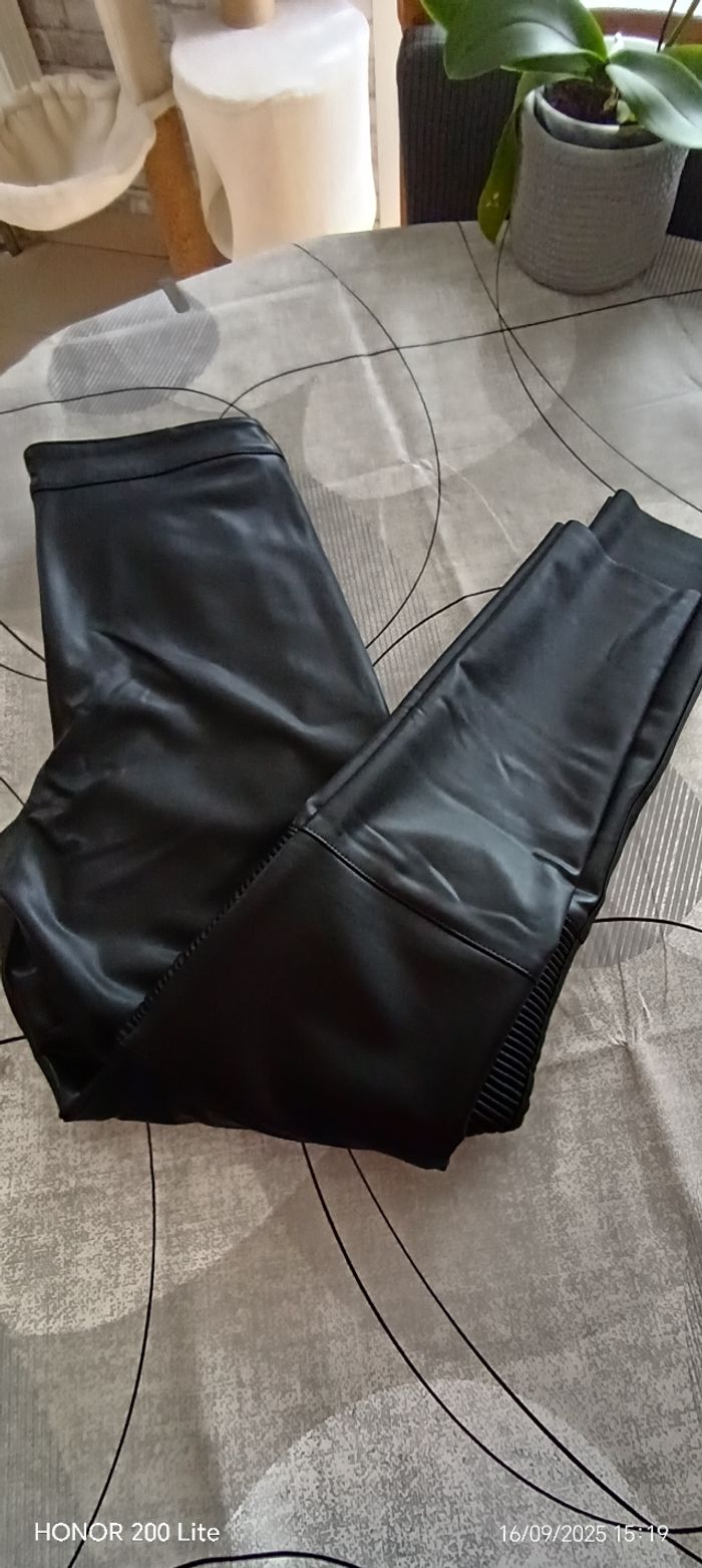 Pantalon - photo numéro 2