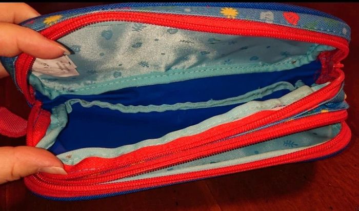 Trousse baby shark. - photo numéro 3