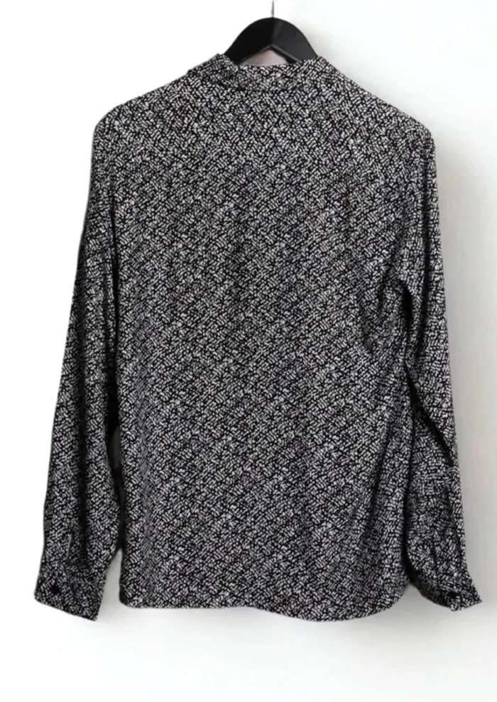 Chemise manches longues imprimé noir blanc abstrait Sandro Taille S - photo numéro 6
