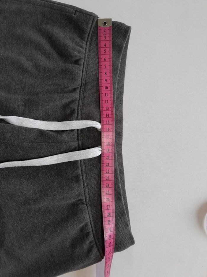 Pantalon jogging calvin Klein taille xs - photo numéro 8