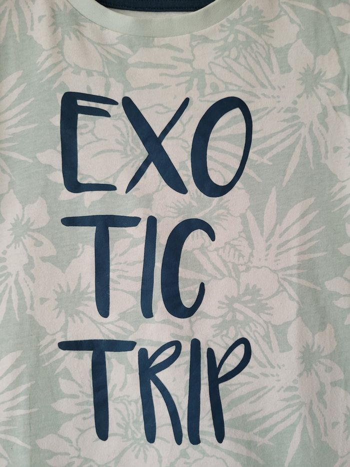 T-shirt hawaïen Vertbaudet 5 ans TBE - photo numéro 2