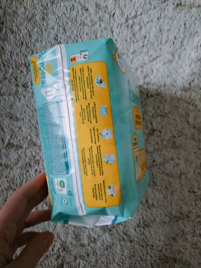 Couches Pampers Taille 1 - photo numéro 2