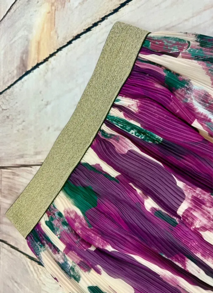 Jupe chic et élégante taille élastique dorée motifs tendance légère pour l’été - photo numéro 7