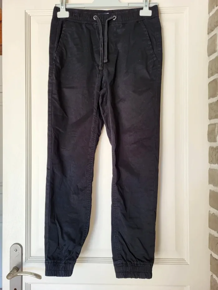 Pantalon en toile noire Kiabi
