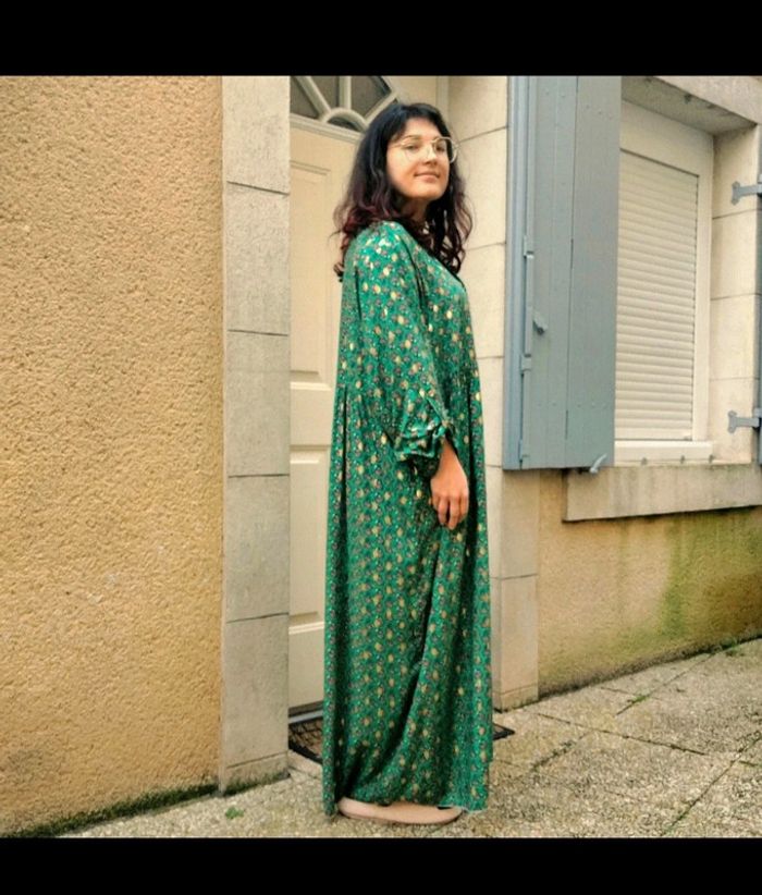 Robe neuve pour taille 42 - photo numéro 2