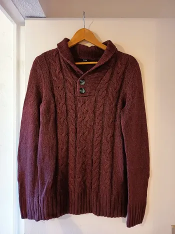 Pull chaud laine douce et mailles torsadées Kiabi en M