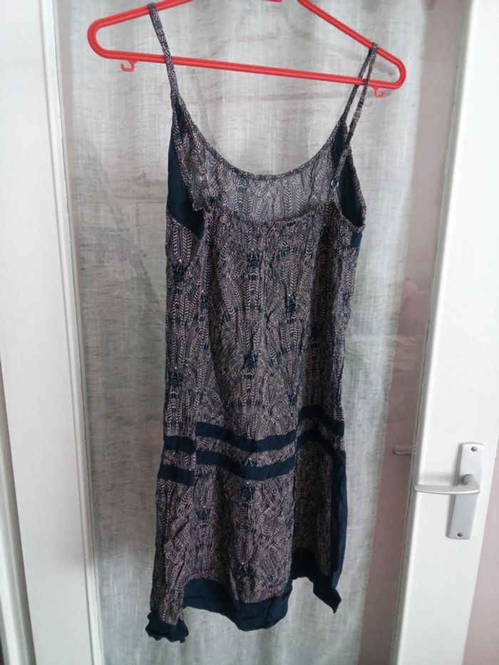 Robe courte bleu marine et rose - photo numéro 2