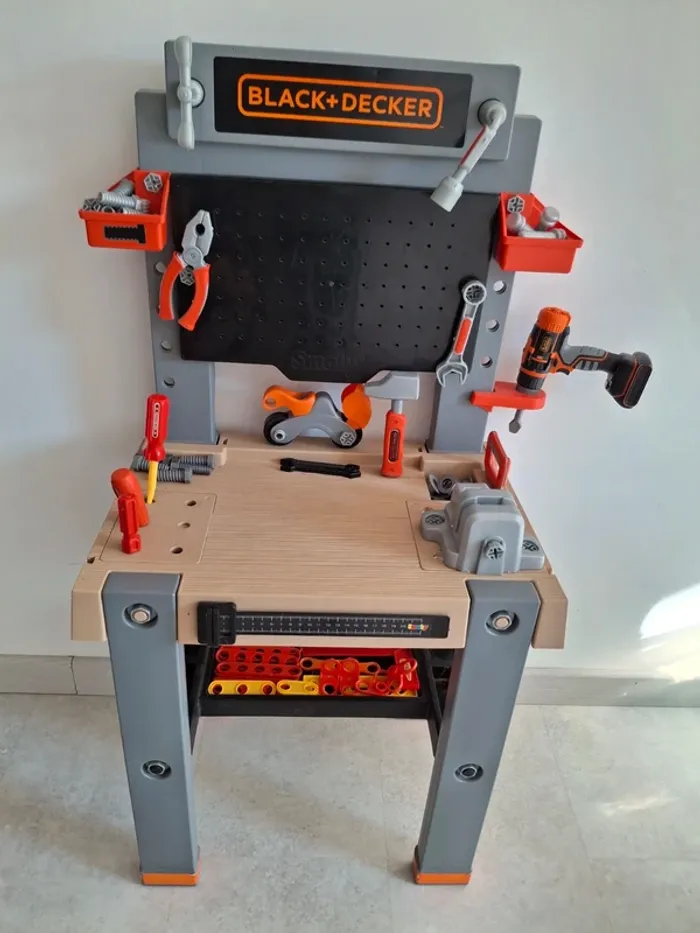 Etabli enfant Black + Decker