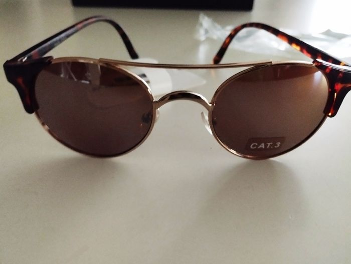 Lunettes de soleil rondes - Mim  - Neuves - photo numéro 4