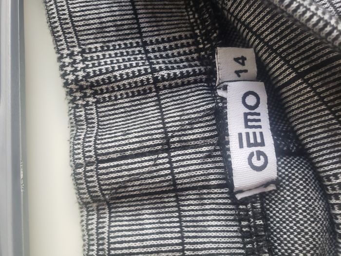 lot de 2 pantalons 14 ans - photo numéro 5