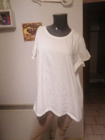 T-shirt taille 54/56