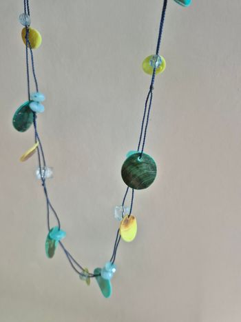 Collier long bleu Neuf