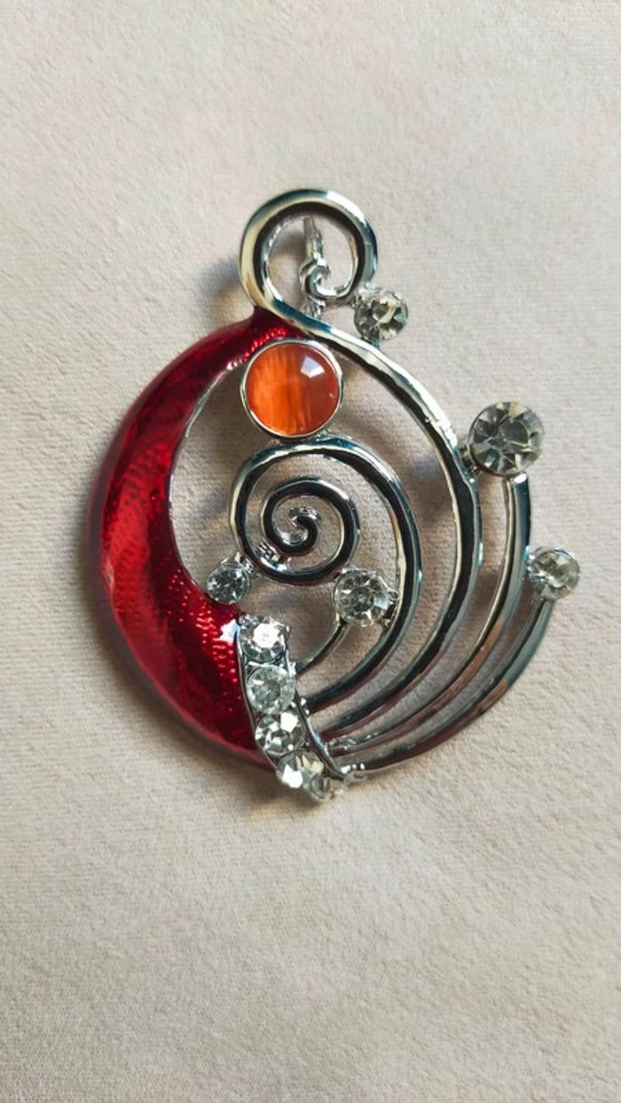 Parure pendentif + boucle d’oreille – Tourbillons rouge, orange et argenté avec strass - photo numéro 8