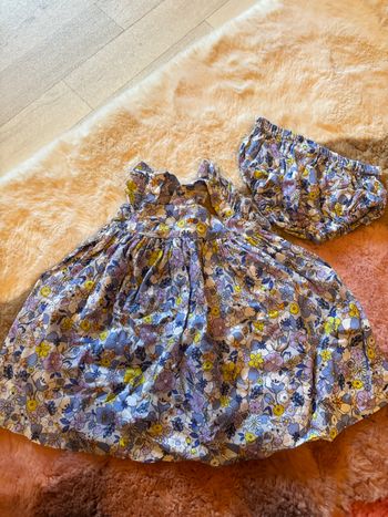 Robe fleuri avec culotte
