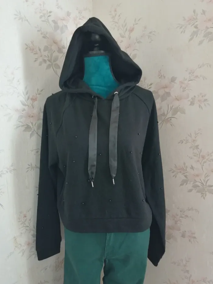 Sweat à capuche noir avec des perles et rubans / fb sister / (L) - photo numéro 3