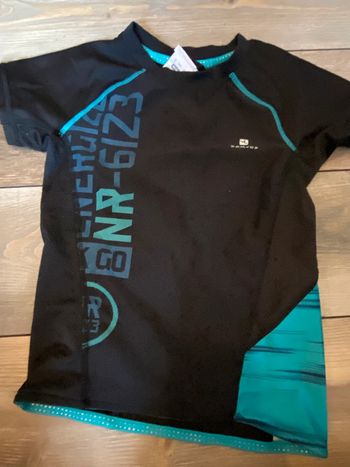 T-shirt garçon décathlon noir turquoise 5 ans