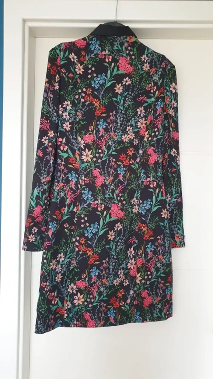 Robe blazer, noire et fleurie, taille 36, Morgan - photo numéro 3