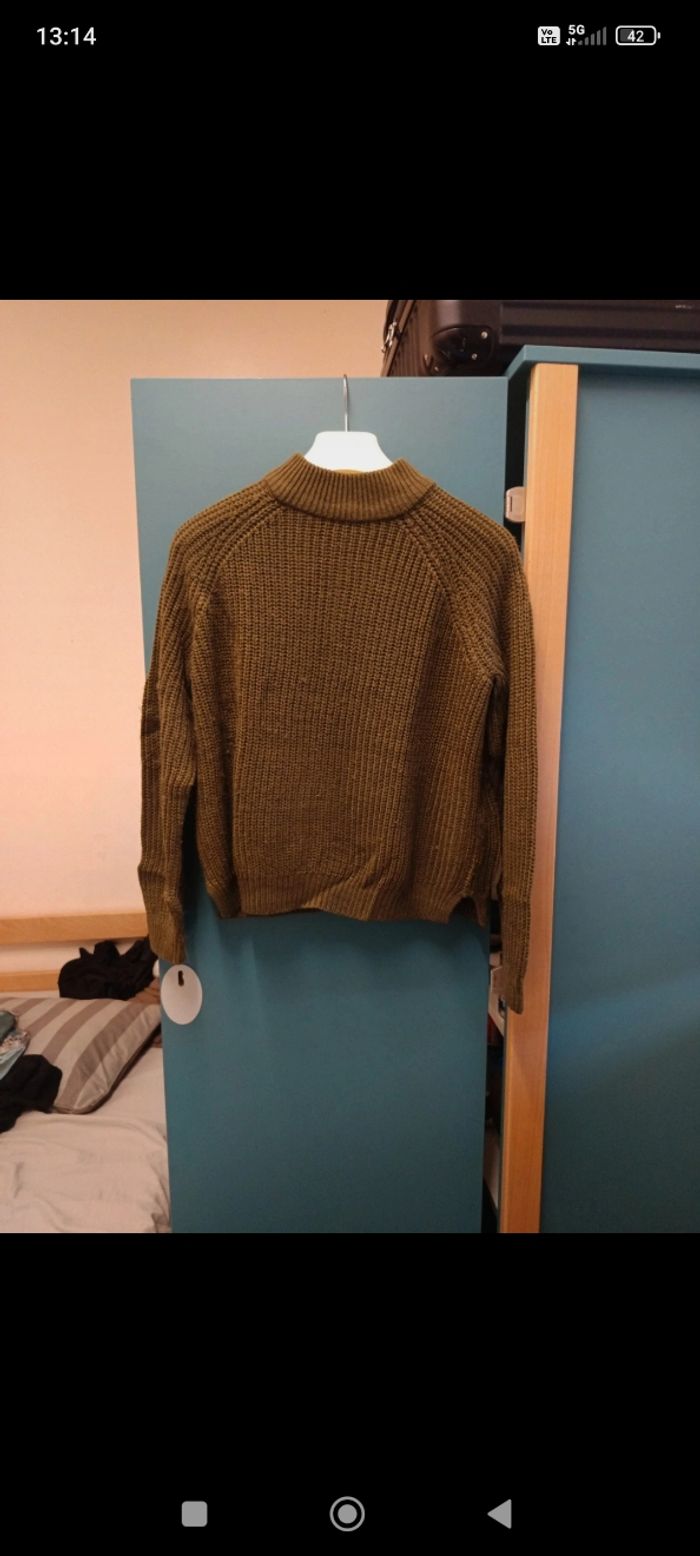 Pull en maille vert kaki