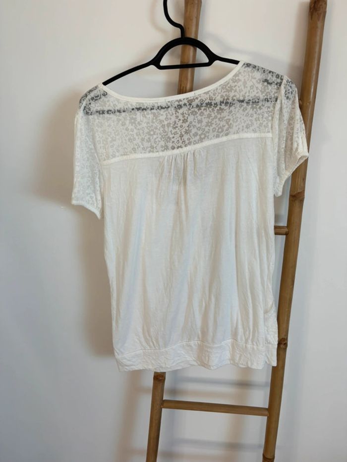 Haut blanc - photo numéro 2