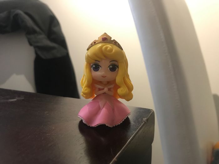 Figurine aurore belle au bois dormant