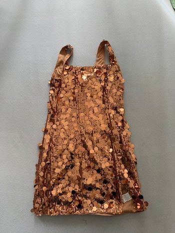 Robe à sequins dorés / cuivre
