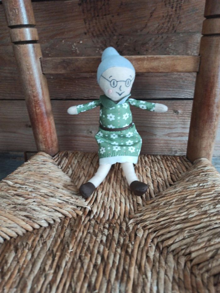 Peluche grand-mère Ikea tbe - photo numéro 2