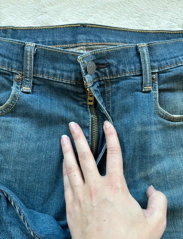 Jean Levi’s homme 502 slim Taper fuselé W33 L30 (42‑44 FR / L) Bleu foncé délavé État très bon - photo numéro 8
