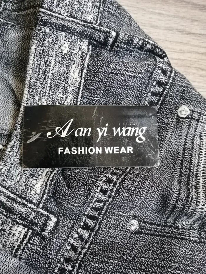 Legging gris effet jeans / fashion wear / (12ans) - photo numéro 3