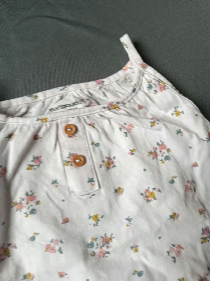 Débardeur fleuri 💕 Taille 2 ans - photo numéro 3