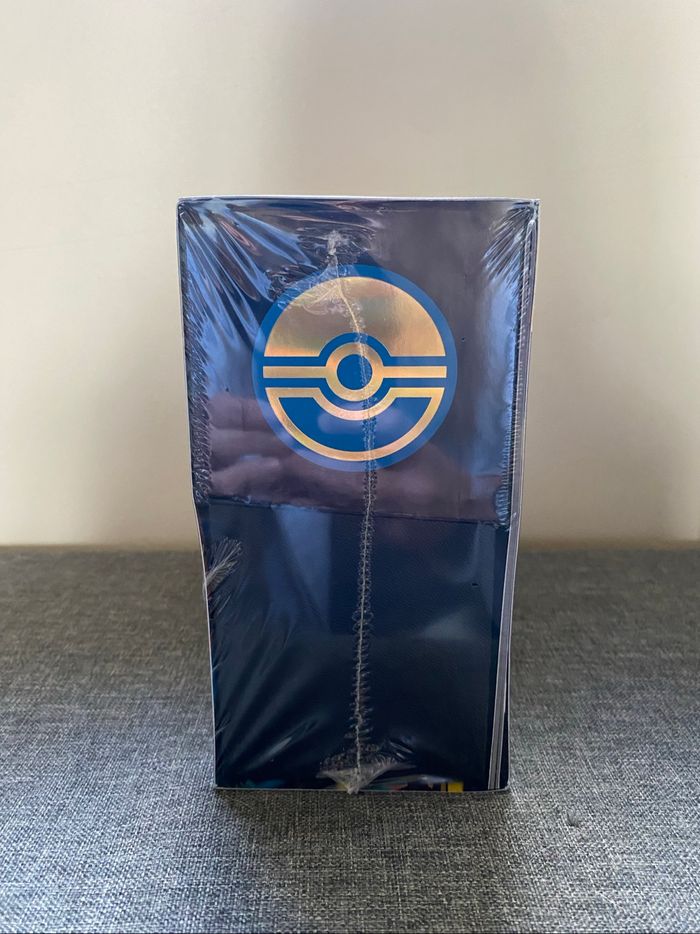 Pokémon Lot 2 Etb • Lucario & Gardevoir • ME01 - photo numéro 5