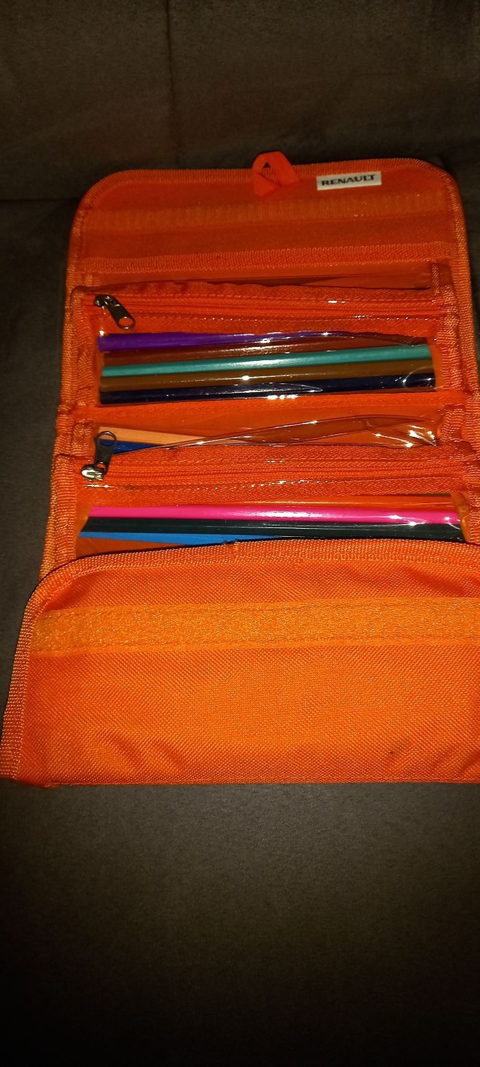 Plumier trousse renault - photo numéro 3