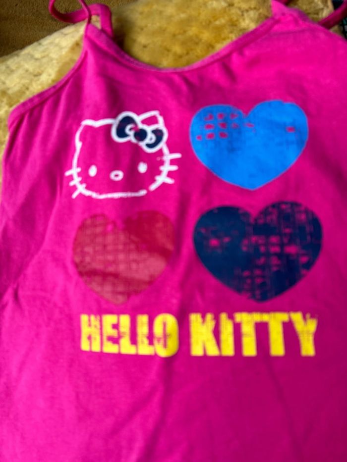 Hello kitty brassière bustier débardeur à bretelles taille 8 ans - photo numéro 2