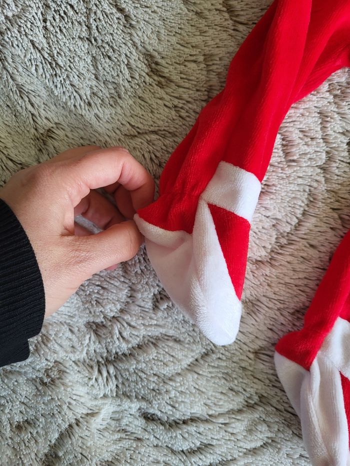 Pyjama velours 6 mois fille avec bonnet NEUF - photo numéro 5