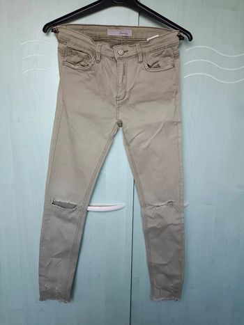 Jean troué, éraflé