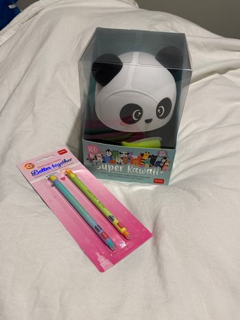 Stylo  legami saint Valentin et trousse big kawaii