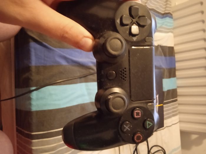 PS4 édition limitée dark Vador - photo numéro 4