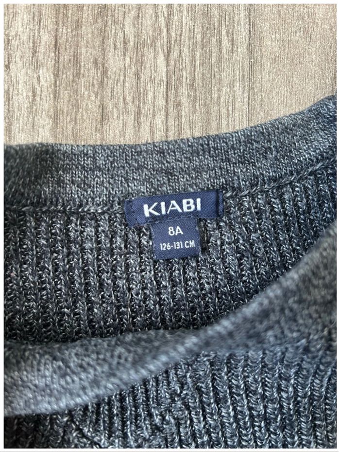 Pull noir enfant - taille 8 ans - en très bon état - photo numéro 2