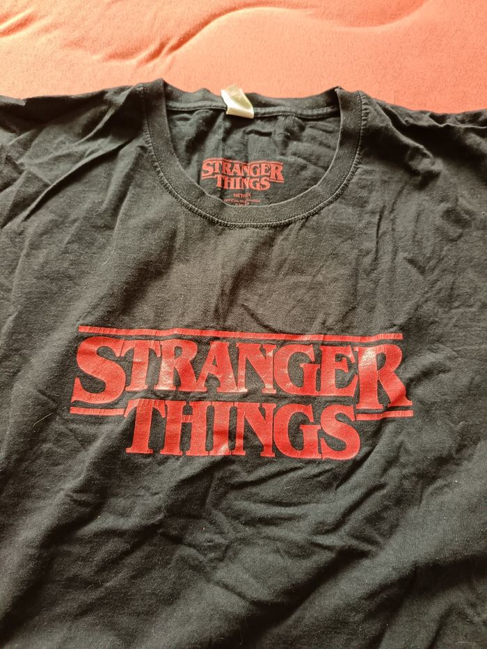 T shirt stranger things - photo numéro 2