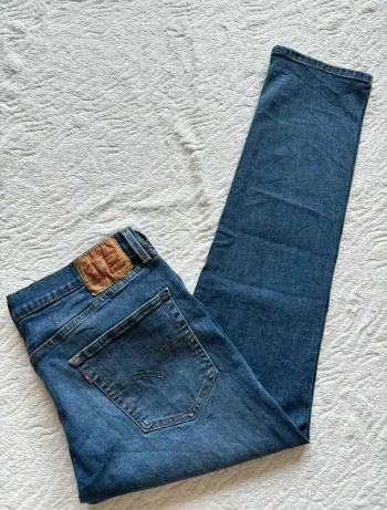 Jean Levi’s 511 Homme W36 L32 Slim Fit Bleu Classique Taille 46-48 XL 00s y2k