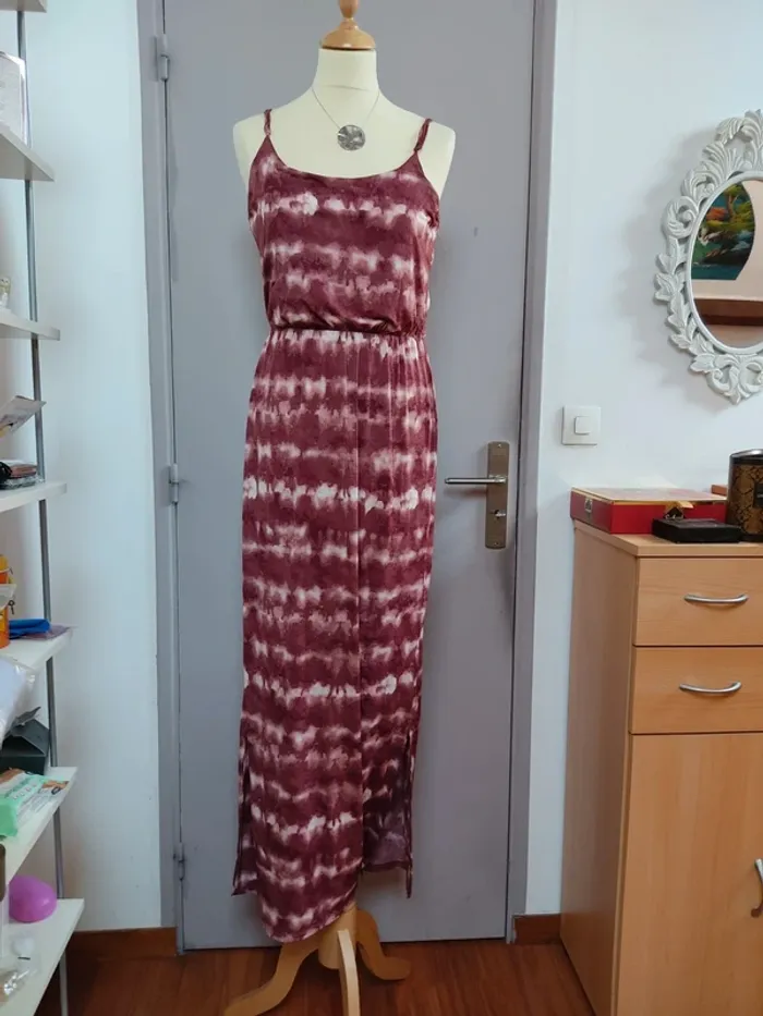 Très longue robe bordeaux et rose 38 M Ardene Neuve - photo numéro 4