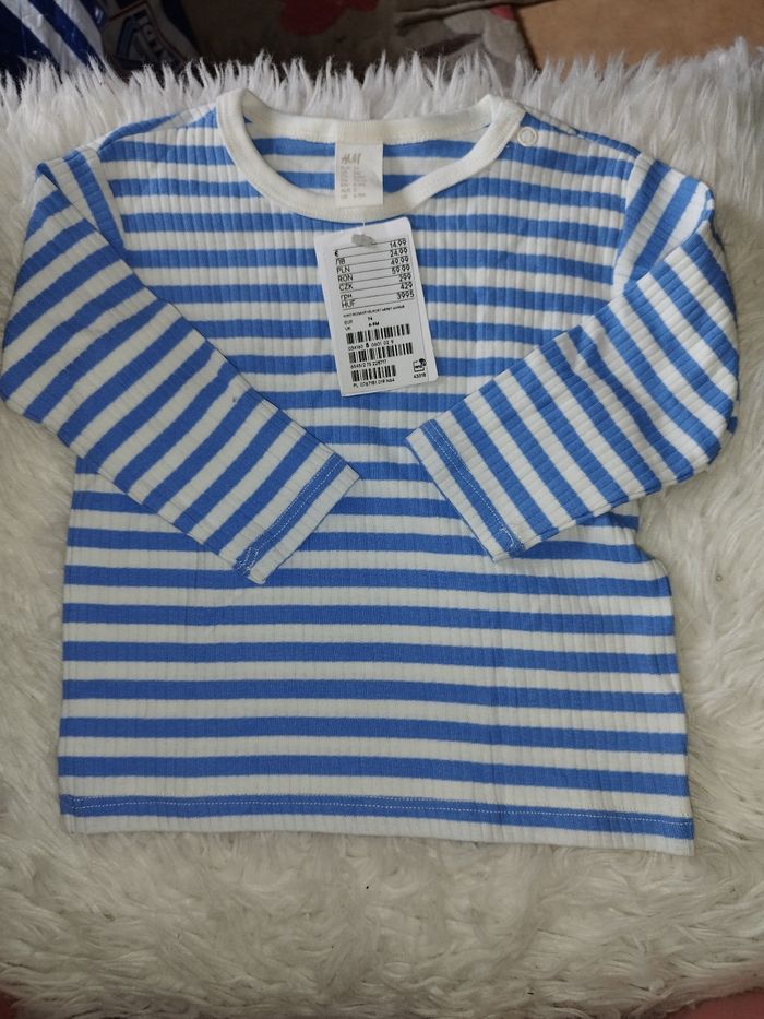 Lot vêtements bébé fille 6-9 mois - photo numéro 8