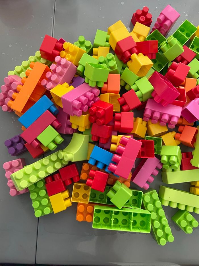 Grand Sac de Blocs de Mega Bloks colorés - photo numéro 9