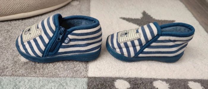 Pantoufles chaussons obaïbi pointure 19 - photo numéro 6