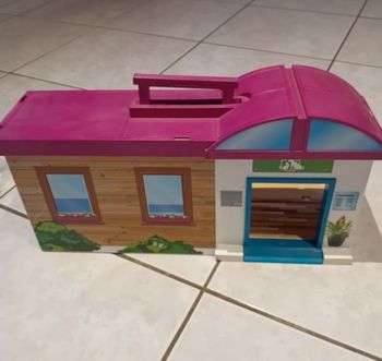 Maison clinique vétérinaire playmobil