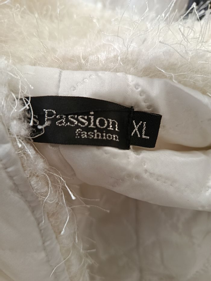 Gilet sans manches blanc effet moumoute, taille XL Passion Fashion passion - photo numéro 2