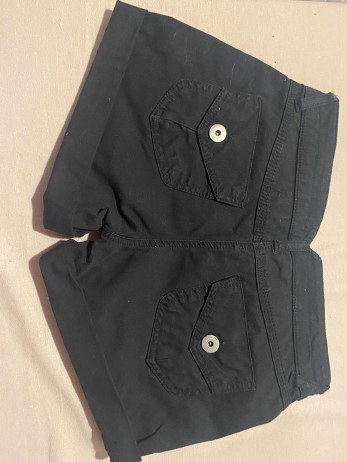 Short NafNaf - photo numéro 3