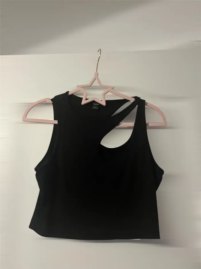 top haut noir shein - photo numéro 2