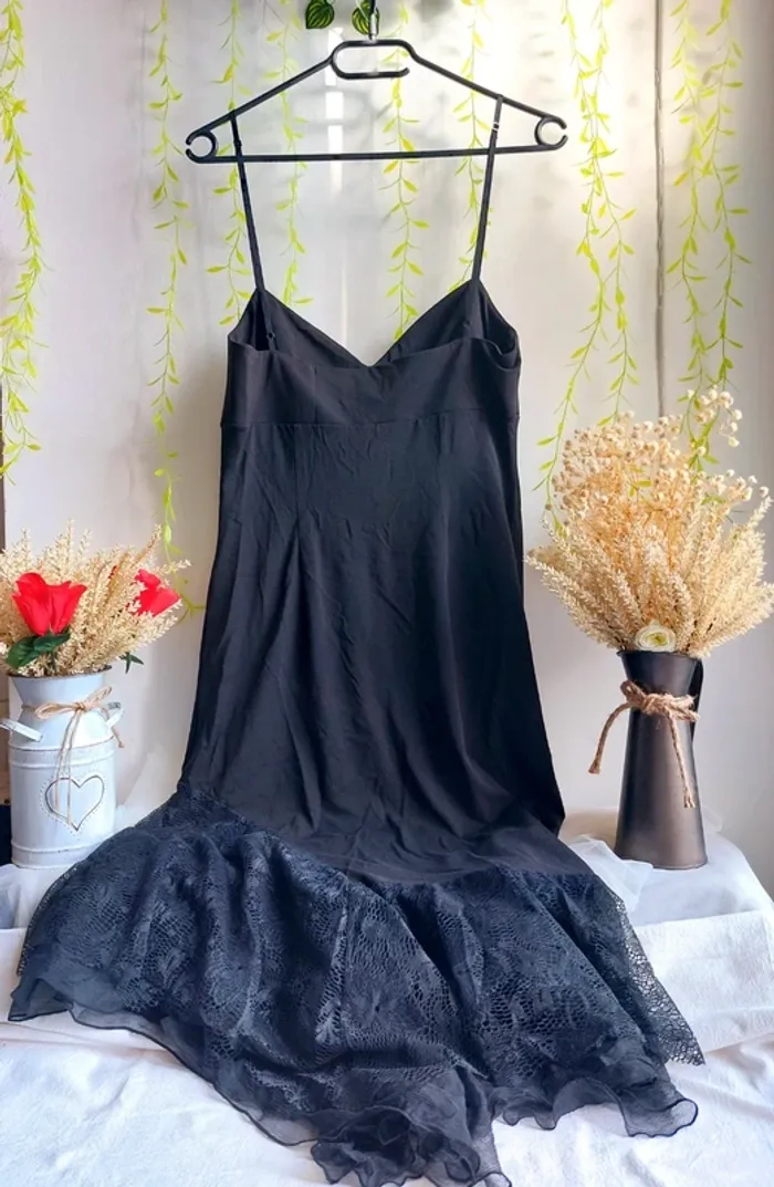 Robe de soirée BCBGmaxazria – S – Noir – État : Excellent - photo numéro 4